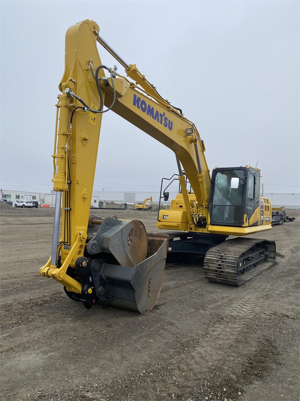 2022 KOMATSU PC210 LCi-11 - image 2 of 6