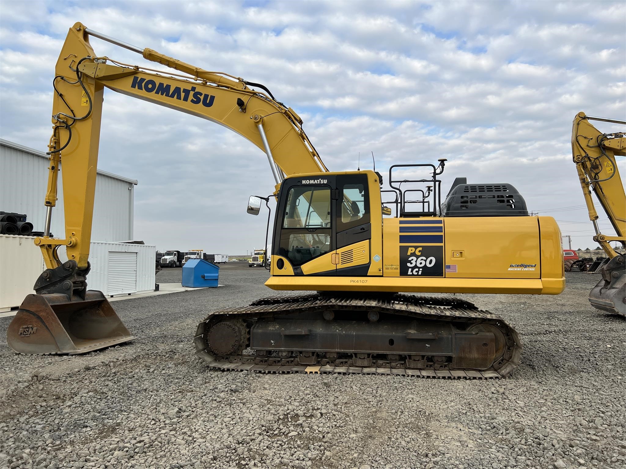 2016 KOMATSU PC360 LCi-11 - Peters & Keatts Equipment Inc.