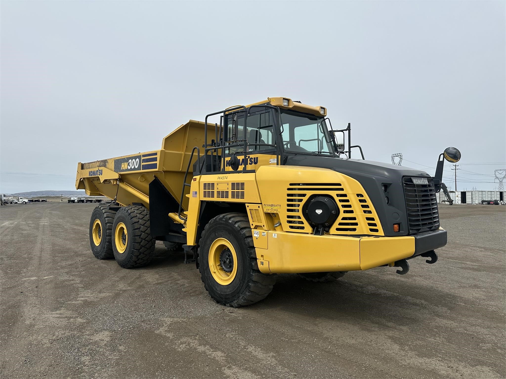 2019 KOMATSU HM300-5 - image 4 of 6