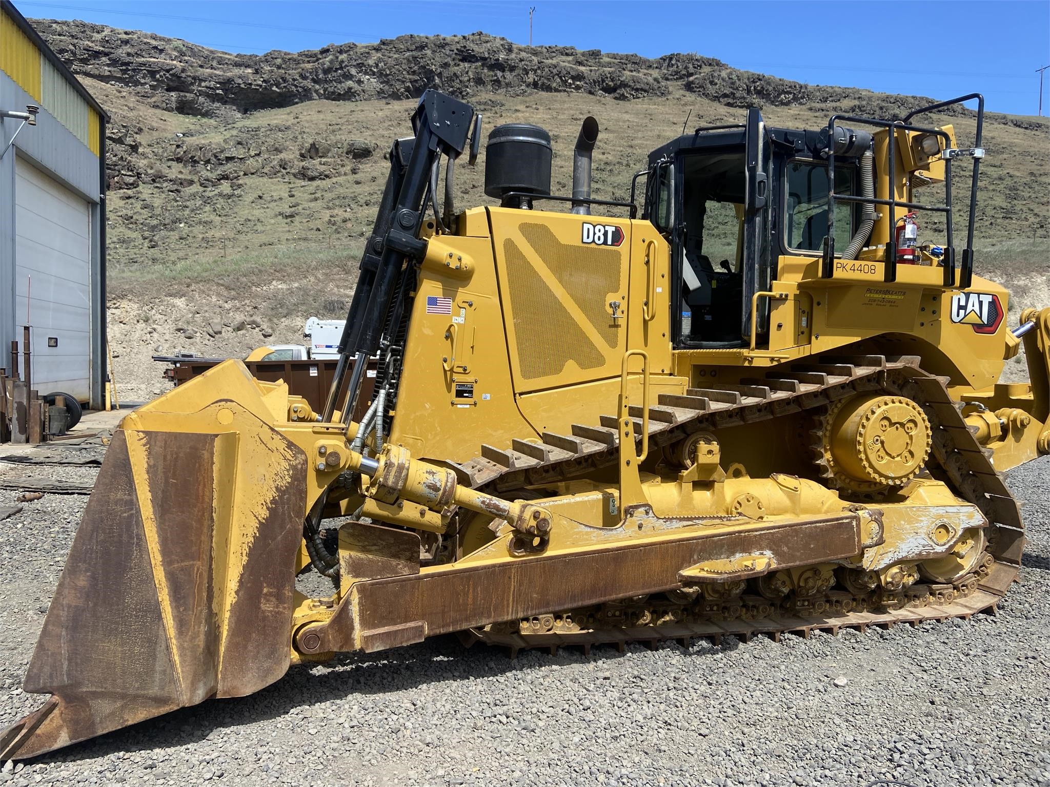 2021 CATERPILLAR D8T - image 1 of 5