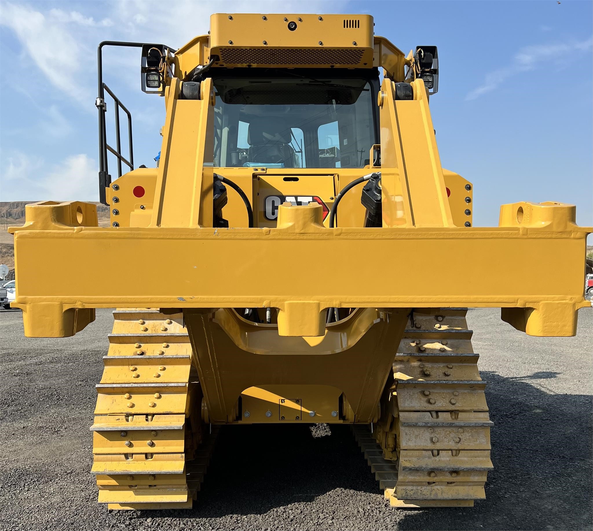 2023 CATERPILLAR D8 - image 5 of 6