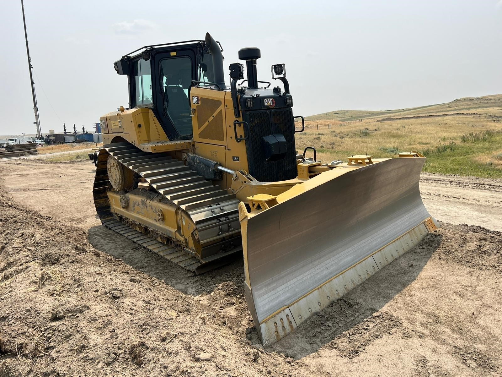 2023 CATERPILLAR D6 LGP - image 6 of 6