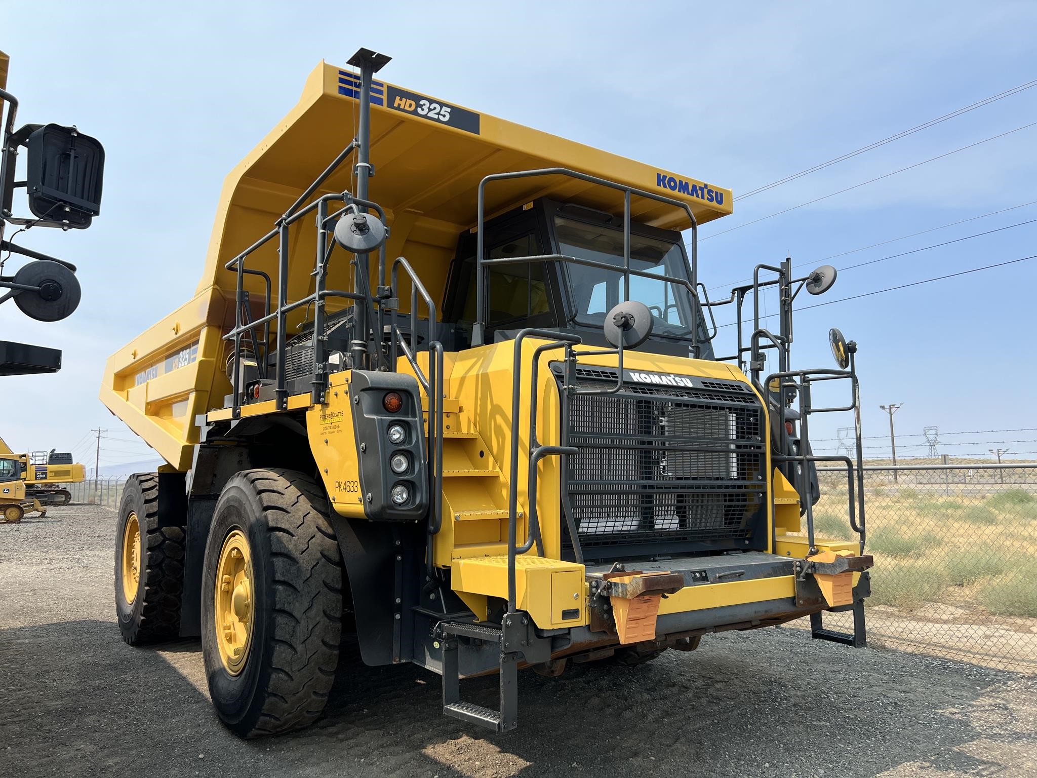 2020 KOMATSU HD325-8 - image 1 of 6