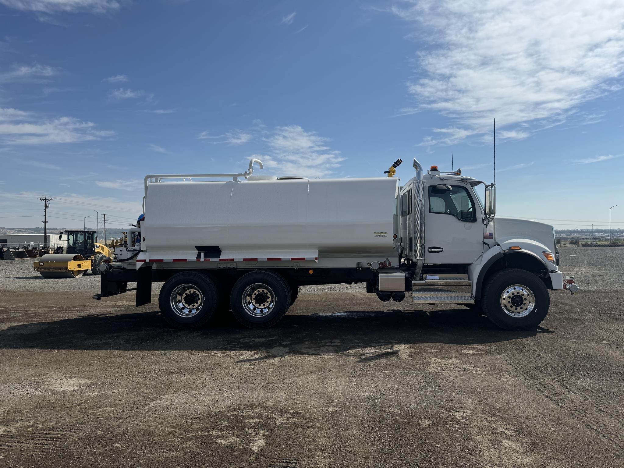 2025 KENWORTH T480 - image 5 of 6