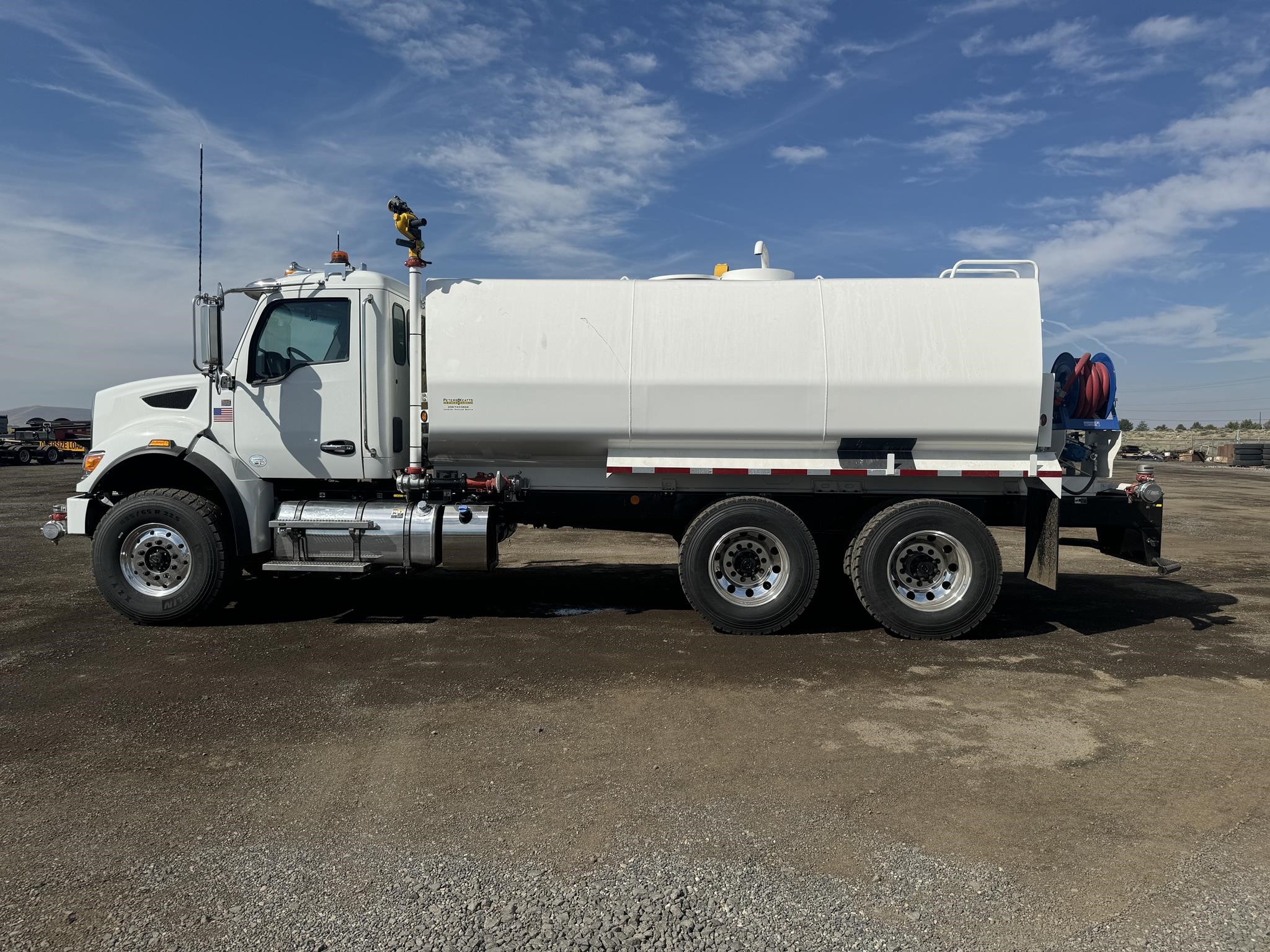 2025 KENWORTH T480 - image 2 of 6