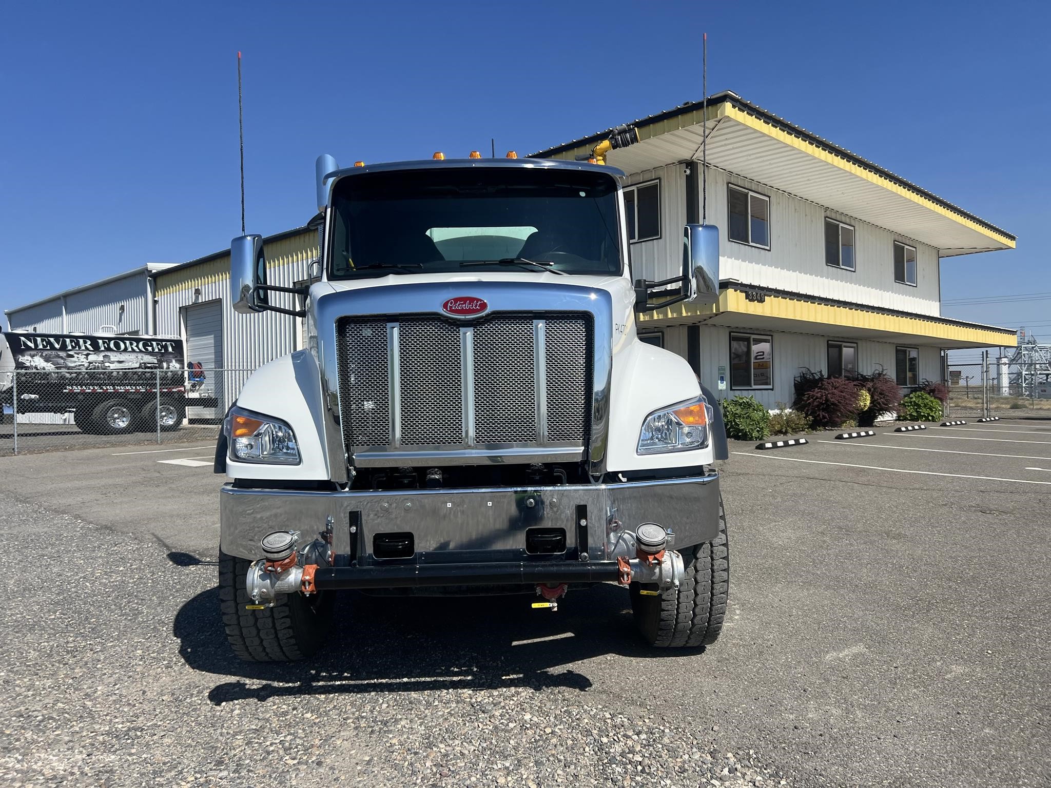 2025 PETERBILT 548 - image 6 of 6