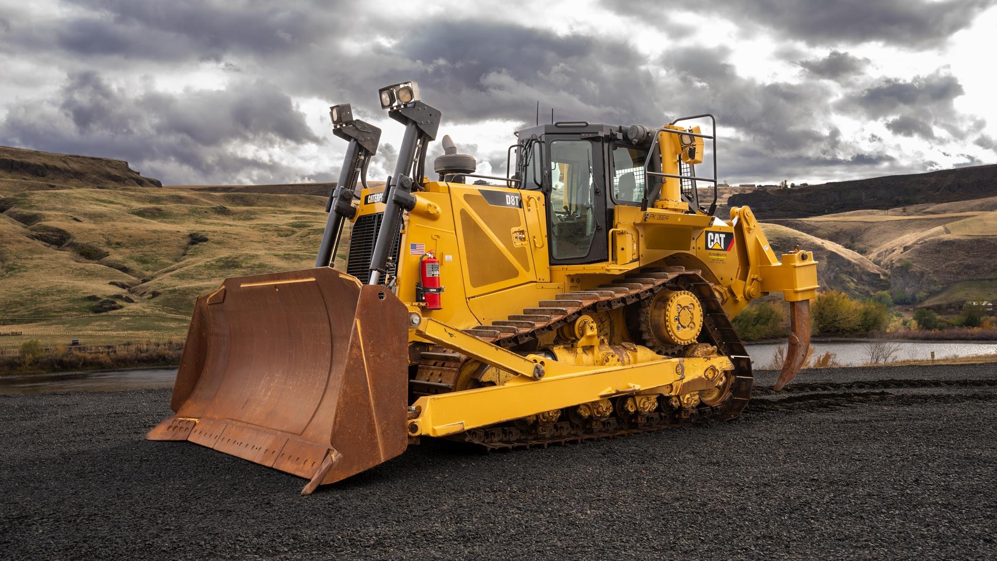 2012 CATERPILLAR D8T - image 1 of 6