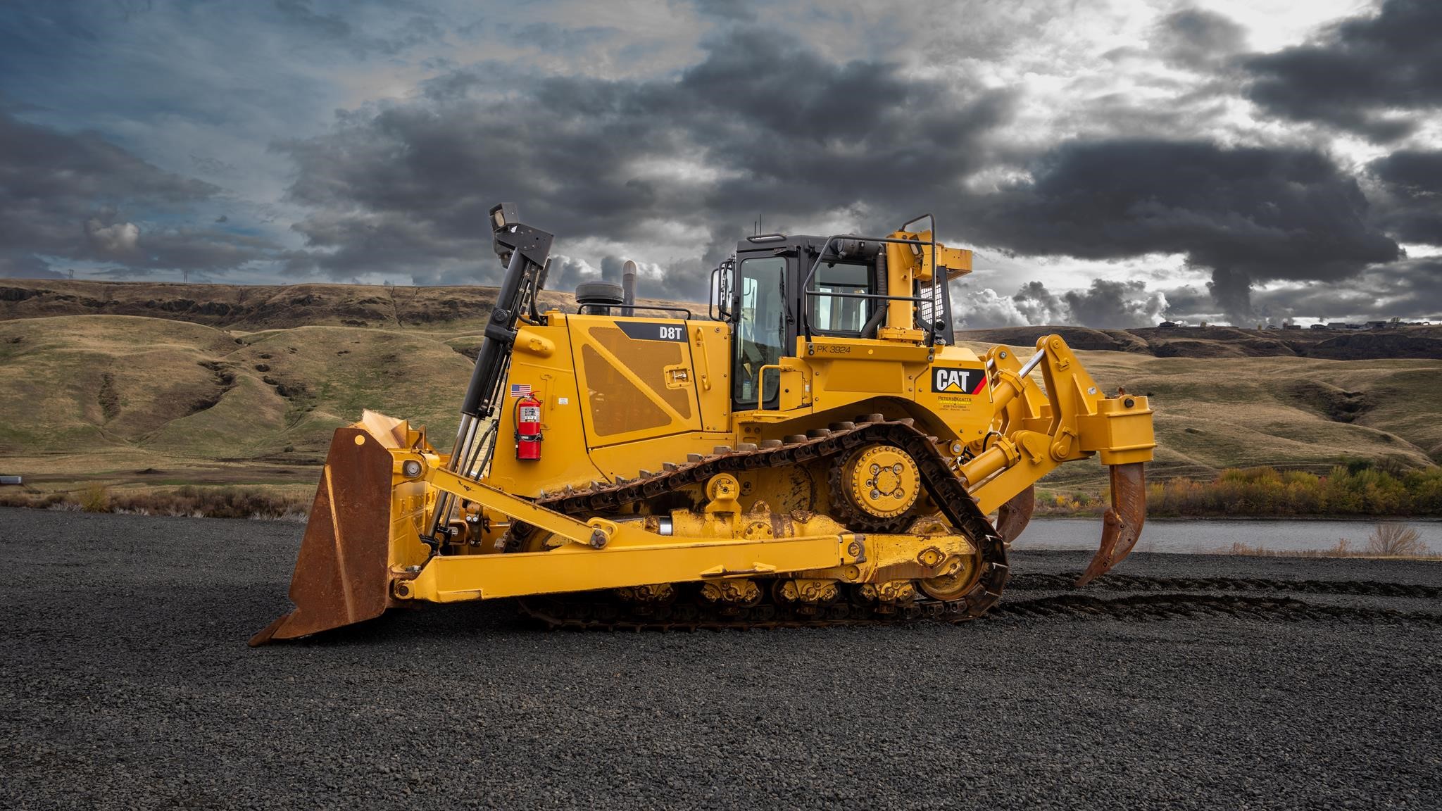 2012 CATERPILLAR D8T - image 2 of 6